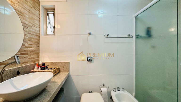Imagem Imóvel com 3 Quartos à Venda, 110 m² em Vila Adyana - São José Dos Campos