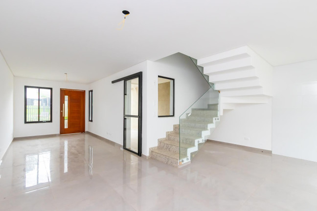 Imagem Sobrado com 3 Quartos à Venda, 122 m² em Pilarzinho - Curitiba