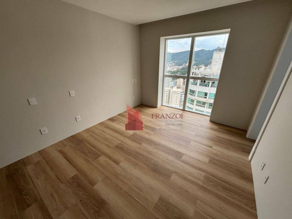 Imagem Cobertura com 4 Quartos à Venda, 151 m² em Centro - Balneário Camboriú