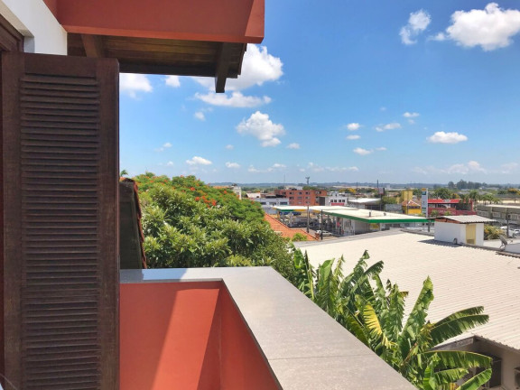 Imagem Casa com 3 Quartos à Venda, 558 m² em Igara - Canoas