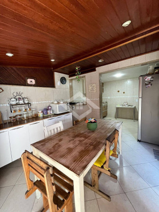 Imagem Casa com 4 Quartos à Venda, 130 m² em Taquara - Rio De Janeiro Imagem Casa com 4 Quartos à Venda, 130 m² em Taquara - Rio De Janeiro