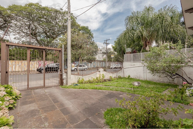 Imagem Terreno à Venda, 562 m² em Menino Deus - Porto Alegre Imagem Terreno à Venda, 562 m² em Menino Deus - Porto Alegre