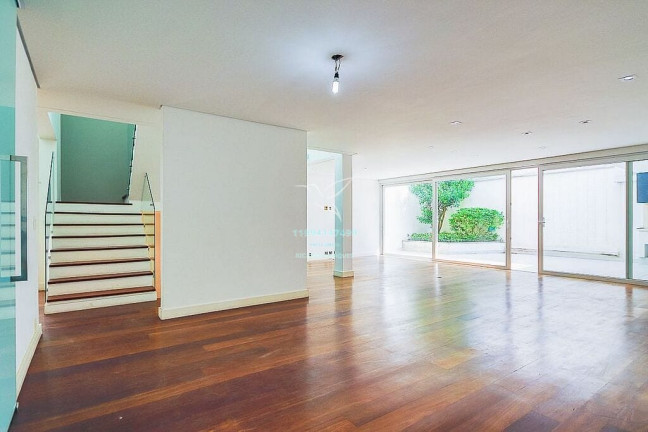 Imagem Casa com 4 Quartos à Venda, 310 m² em Chácara Klabin - São Paulo Imagem Casa com 4 Quartos à Venda, 310 m² em Chácara Klabin - São Paulo