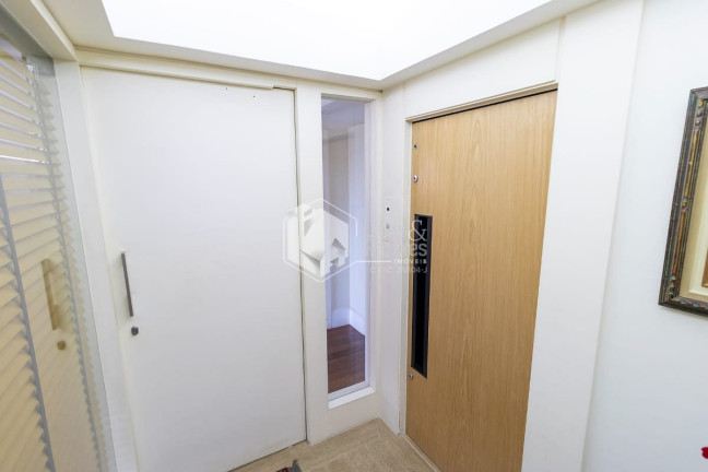 Imagem Apartamento com 3 Quartos à Venda, 195 m² em Moema - São Paulo Imagem Apartamento com 3 Quartos à Venda, 195 m² em Moema - São Paulo