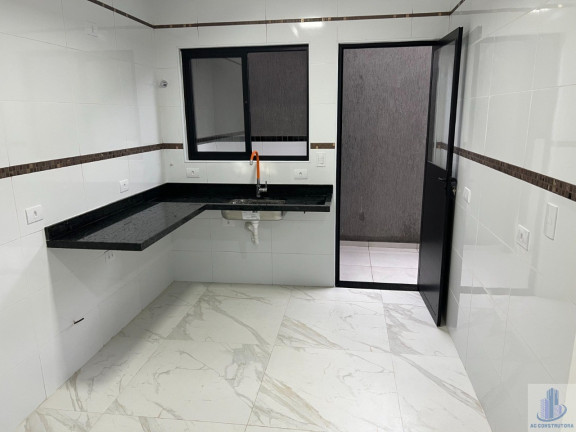 Imagem Imóvel com 2 Quartos à Venda, 48 m² em Maracanã - Praia Grande Imagem Imóvel com 2 Quartos à Venda, 48 m² em Maracanã - Praia Grande