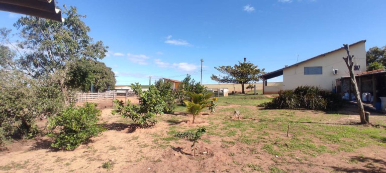 Imagem Chácara com 2 Quartos à Venda, 2.000 m² em Higino Moreira - Capela Do Alto Imagem Chácara com 2 Quartos à Venda, 2.000 m² em Higino Moreira - Capela Do Alto