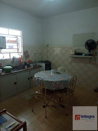 Imagem Casa com 2 Quartos à Venda, 268 m² em Vila Camargo - Limeira Imagem Casa com 2 Quartos à Venda, 268 m² em Vila Camargo - Limeira