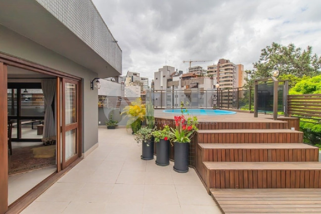 Imóvel com 3 Quartos à Venda, 300 m² em Bela Vista - Porto Alegre