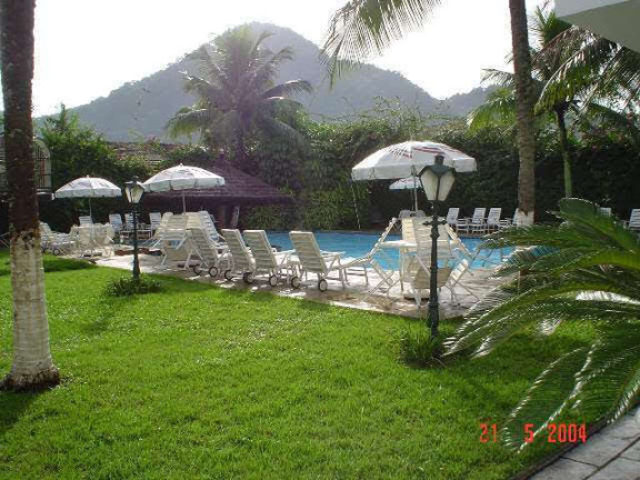 Imagem Casa com 10 Quartos à Venda, 3.400 m² em Canto Do Forte - Praia Grande Imagem Casa com 10 Quartos à Venda, 3.400 m² em Canto Do Forte - Praia Grande