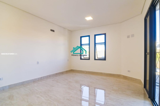 Imagem Casa com 4 Quartos à Venda, 150 m² em Villas Do Jaguari - Santana De Parnaíba Imagem Casa com 4 Quartos à Venda, 150 m² em Villas Do Jaguari - Santana De Parnaíba