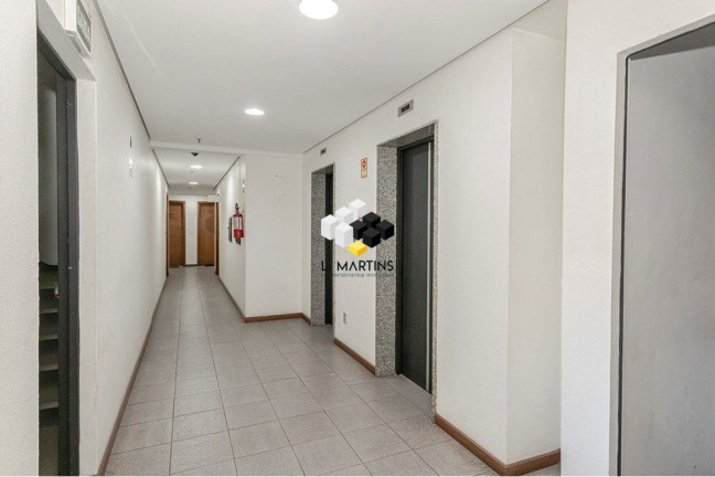 Imagem Sala Comercial à Venda, 28 m² em Menino Deus - Porto Alegre Imagem Sala Comercial à Venda, 28 m² em Menino Deus - Porto Alegre
