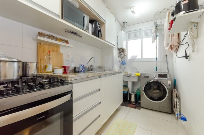 Imagem Apartamento com 3 Quartos à Venda, 65 m² em Petrópolis - Porto Alegre
