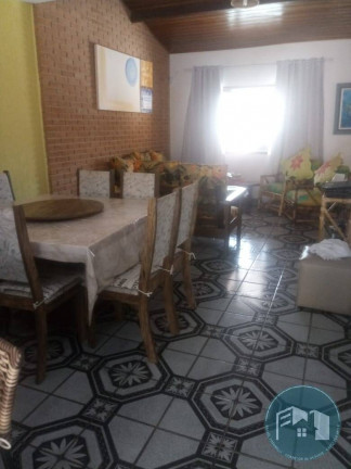 Imagem Casa com 4 Quartos à Venda, 300 m² em Balneário Campos Eliseos - Itanhaém Imagem Casa com 4 Quartos à Venda, 300 m² em Balneário Campos Eliseos - Itanhaém