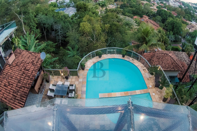 Imagem Casa com 5 Quartos à Venda, 435 m² em Itaipu - Niterói Imagem Casa com 5 Quartos à Venda, 435 m² em Itaipu - Niterói