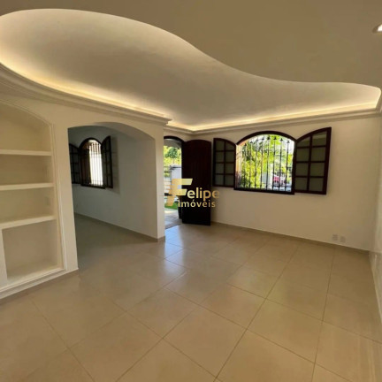Imagem Casa com 4 Quartos à Venda, 334 m² em Mata Da Praia - Vitória Imagem Casa com 4 Quartos à Venda, 334 m² em Mata Da Praia - Vitória
