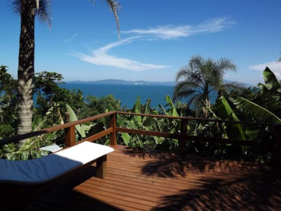 Imagem Terreno à Venda, em Praia Do Estaleirinho - Balneário Camboriú Imagem Terreno à Venda, em Praia Do Estaleirinho - Balneário Camboriú