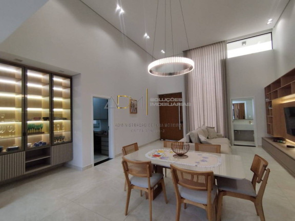Imagem Casa com 4 Quartos à Venda, 300 m² em Villas Paraíso - Botucatu