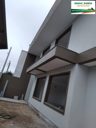 Imagem Casa com 3 Quartos à Venda, 210 m² em Canoas Imagem Casa com 3 Quartos à Venda, 210 m² em Canoas
