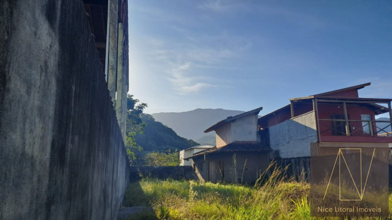 Terreno à Venda, 396 m² em Massaguaçu - Caraguatatuba
