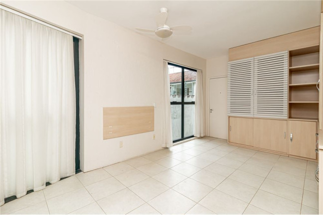 Imagem Sala Comercial à Venda, 34 m² em Auxiliadora - Porto Alegre Imagem Sala Comercial à Venda, 34 m² em Auxiliadora - Porto Alegre