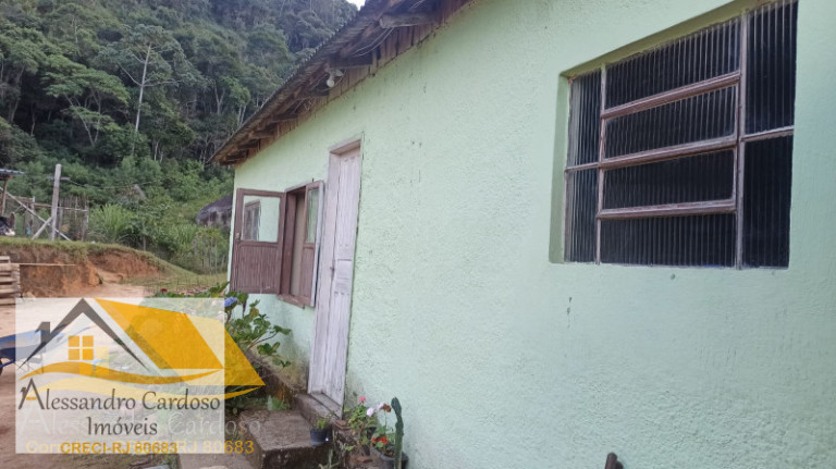 Imagem Chácara com 3 Quartos à Venda, 146.000 m²