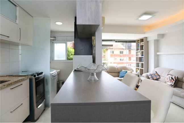 Imagem Apartamento com 2 Quartos à Venda, 69 m² em Jardim Lindóia - Porto Alegre