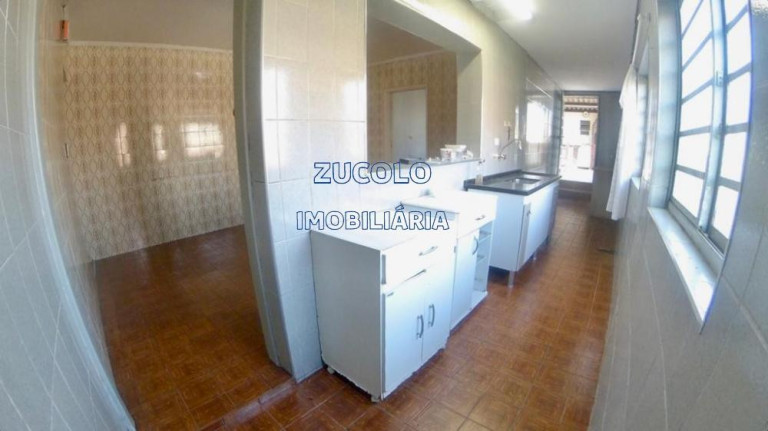Imagem Casa com 2 Quartos à Venda, 394 m² Imagem Casa com 2 Quartos à Venda, 394 m²