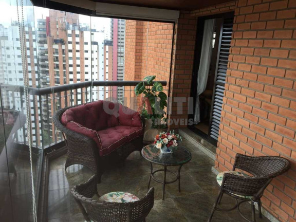 Imagem Apartamento com 4 Quartos à Venda, 200 m² em Moema - São Paulo