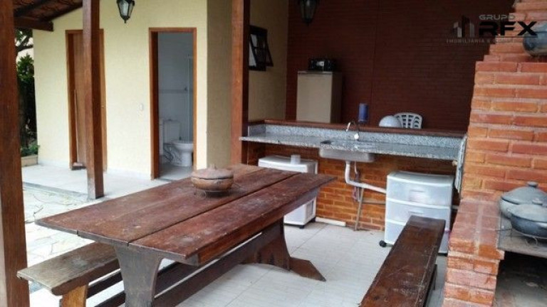 Imagem Casa com 3 Quartos à Venda, 525 m² em Maria Paula - Niterói