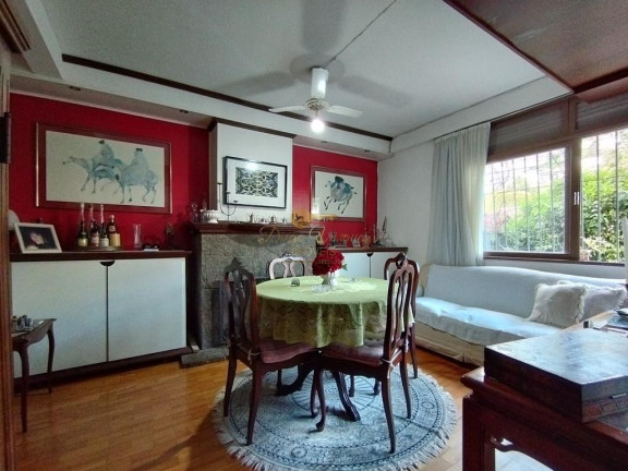 Imagem Casa com 4 Quartos à Venda, 173 m² em Alto - Teresópolis Imagem Casa com 4 Quartos à Venda, 173 m² em Alto - Teresópolis