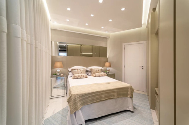 Imagem Apartamento com 4 Quartos à Venda, 200 m² em Meia Praia - Itapema