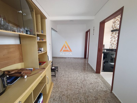 Imagem Casa com 3 Quartos à Venda, 140 m²