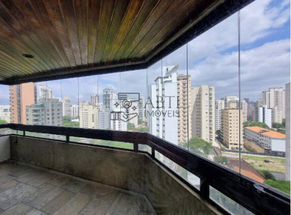 Apartamento com 3 Quartos à Venda, 110 m² em Moema - São Paulo