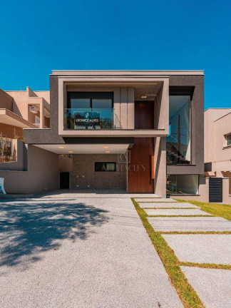 Casa com 4 Quartos à Venda, 350 m² em  Alphaville - Santana De Parnaíba