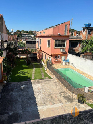 Imagem Casa com 7 Quartos à Venda, 531 m² em Gradim - São Gonçalo