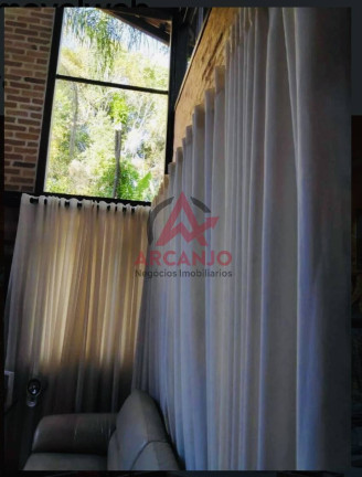 Imagem Casa com 3 Quartos à Venda, 300 m² em Roseira - Mairiporã Imagem Casa com 3 Quartos à Venda, 300 m² em Roseira - Mairiporã