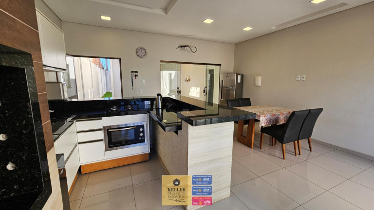 Imagem Casa com 3 Quartos à Venda, 190 m² em Jardim Eliza Ii - Foz Do Iguaçu Imagem Casa com 3 Quartos à Venda, 190 m² em Jardim Eliza Ii - Foz Do Iguaçu