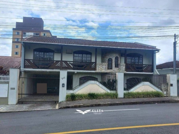 Sobrado com 4 Quartos à Venda, 160 m² em Vila Lenzi - Jaraguá Do Sul