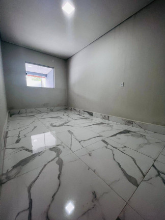 Imagem Casa com 3 Quartos à Venda, 220 m² em Tijucal - Cuiabá