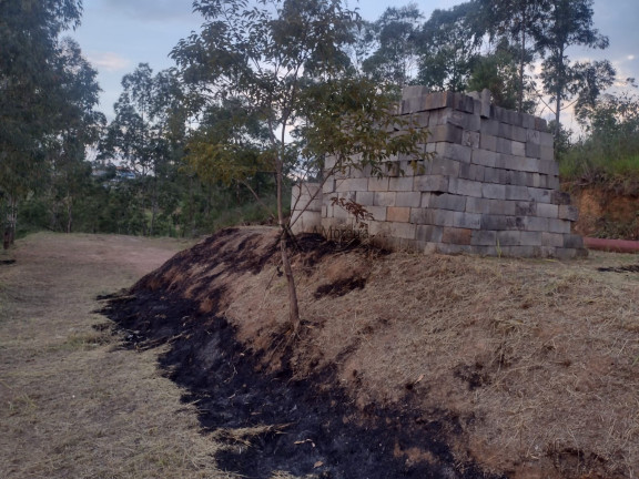 Imagem Terreno à Venda, 1.650 m² em Bairro Pau Arcado - Campo Limpo Paulista