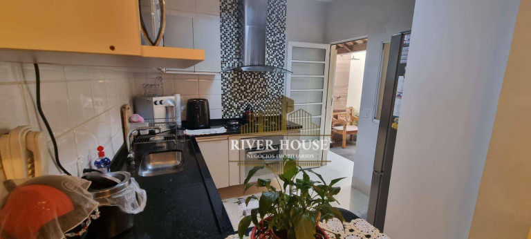 Imagem Casa com 3 Quartos à Venda, 200 m² em Despraiado - Cuiabá Imagem Casa com 3 Quartos à Venda, 200 m² em Despraiado - Cuiabá