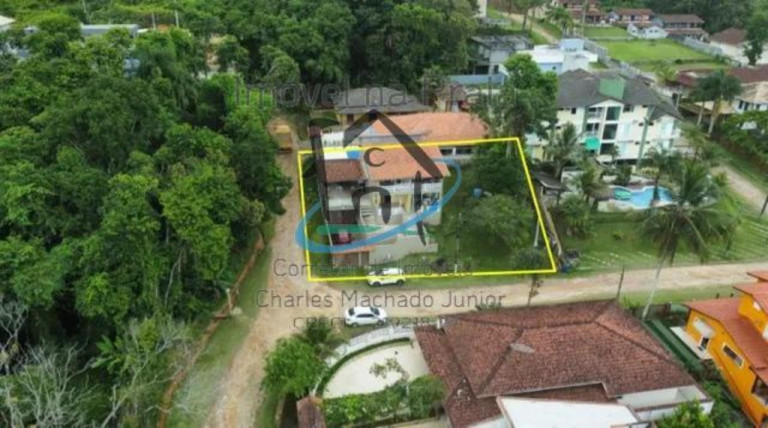 Casa com 4 Quartos à Venda,  em Lagoinha - Ubatuba