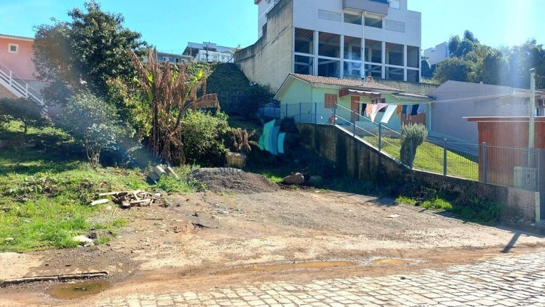 Imagem Terreno à Venda, 390 m² em Universitário - Bento Gonçalves Imagem Terreno à Venda, 390 m² em Universitário - Bento Gonçalves