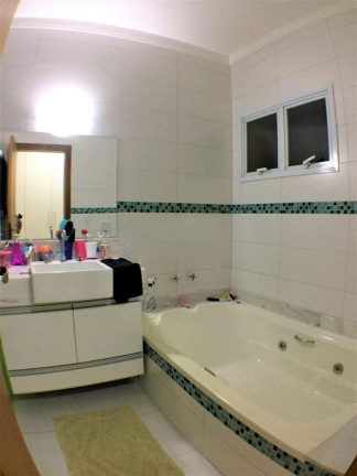 Casa com 3 Quartos à Venda,  em Residencial Real Parque Sumaré - Sumaré