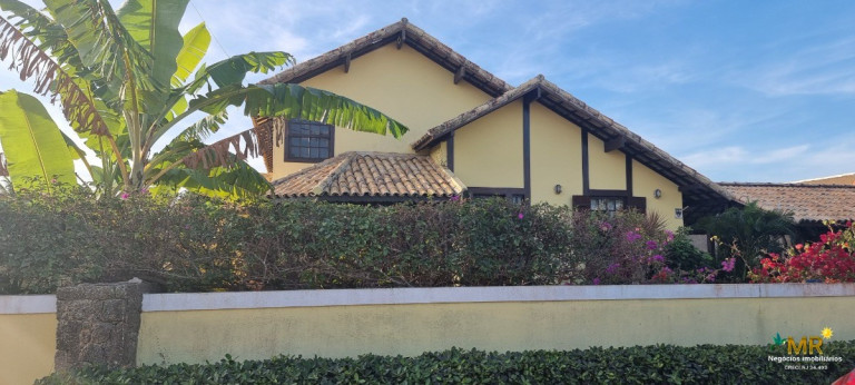 Imagem Casa com 3 Quartos à Venda, 300 m² em Grussaí - Sao Joao Da Barra Imagem Casa com 3 Quartos à Venda, 300 m² em Grussaí - Sao Joao Da Barra