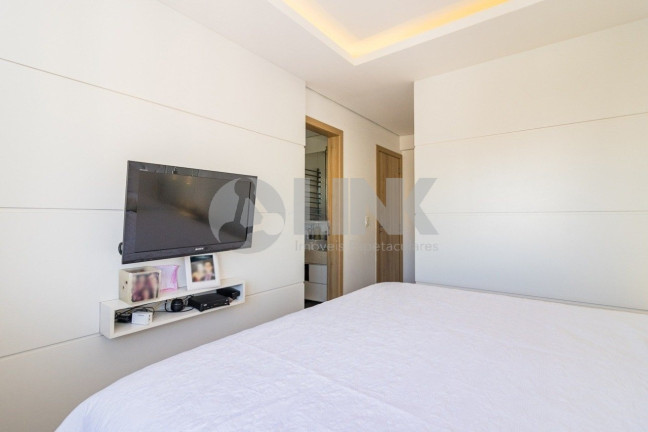 Imagem Apartamento com 3 Quartos à Venda, 97 m² em Petrópolis - Porto Alegre Imagem Apartamento com 3 Quartos à Venda, 97 m² em Petrópolis - Porto Alegre