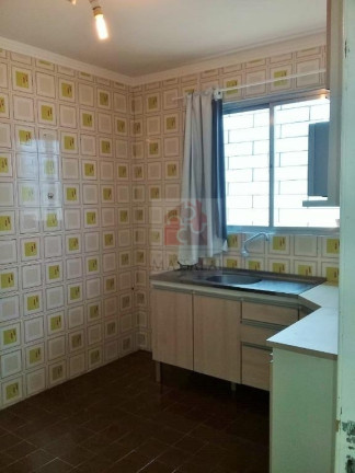 Imagem Casa com 3 Quartos à Venda, 251 m² em Azenha - Porto Alegre Imagem Casa com 3 Quartos à Venda, 251 m² em Azenha - Porto Alegre