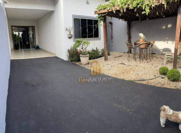 Imagem Casa com 3 Quartos à Venda, 200 m² em Jardim Helvécia - Aparecida De Goiânia Imagem Casa com 3 Quartos à Venda, 200 m² em Jardim Helvécia - Aparecida De Goiânia