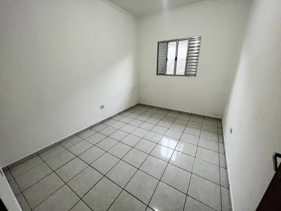 Imagem Casa com 1 Quarto à Venda, 45 m² em Maracanã - Praia Grande Imagem Casa com 1 Quarto à Venda, 45 m² em Maracanã - Praia Grande
