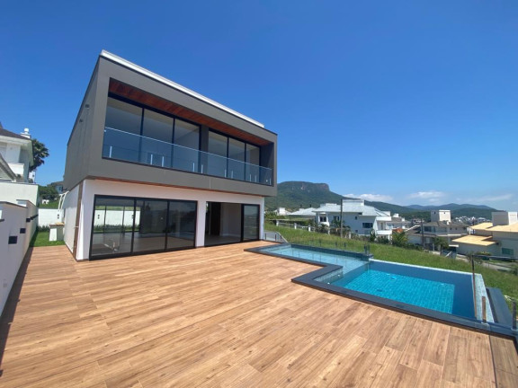 Imagem Casa à Venda, em Pedra Branca - Palhoça Imagem Casa à Venda, em Pedra Branca - Palhoça